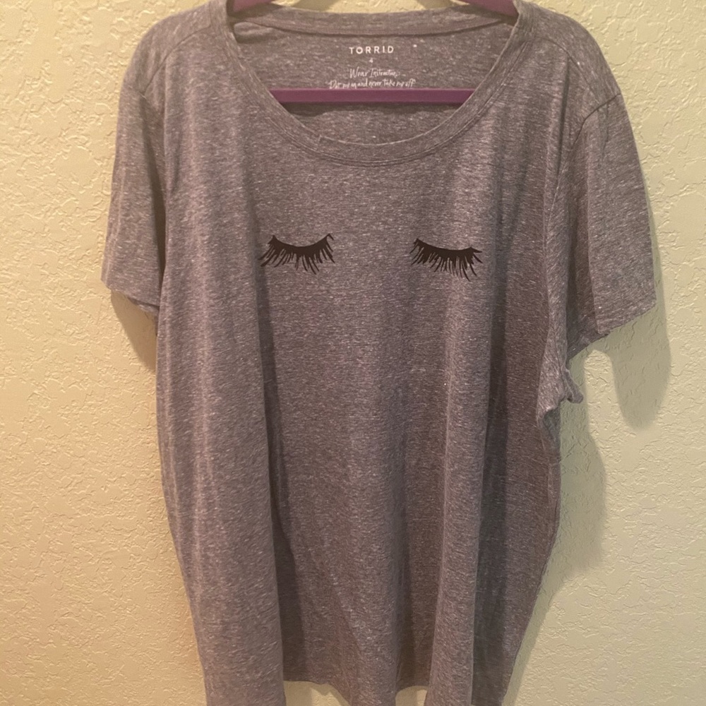 Torrid t-shirt. Size 4